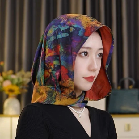 The imitation Xiangyunsha silk scarf hat, sun protection flower lily satin, women's travel headscarf, sun hat, ribbon and casual headscarf are all versatile The imitation Xiangyunsha silk scarf hat, sun protection flower lily satin, women's travel headscarf, sun hat, ribbon and casual headscarf are all versatile